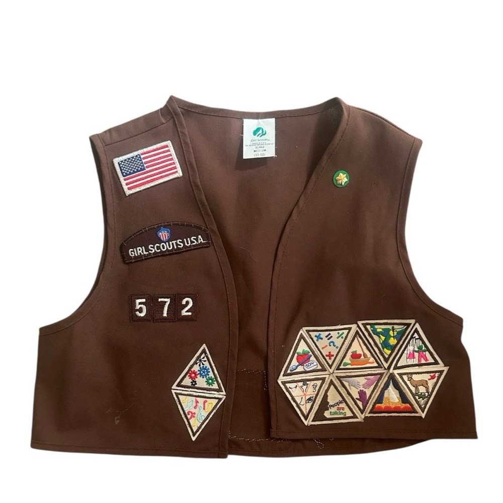 Vintage Girl Scout Brownie Vest Patches‎ Pins Made in USA Youth Girl 10/12